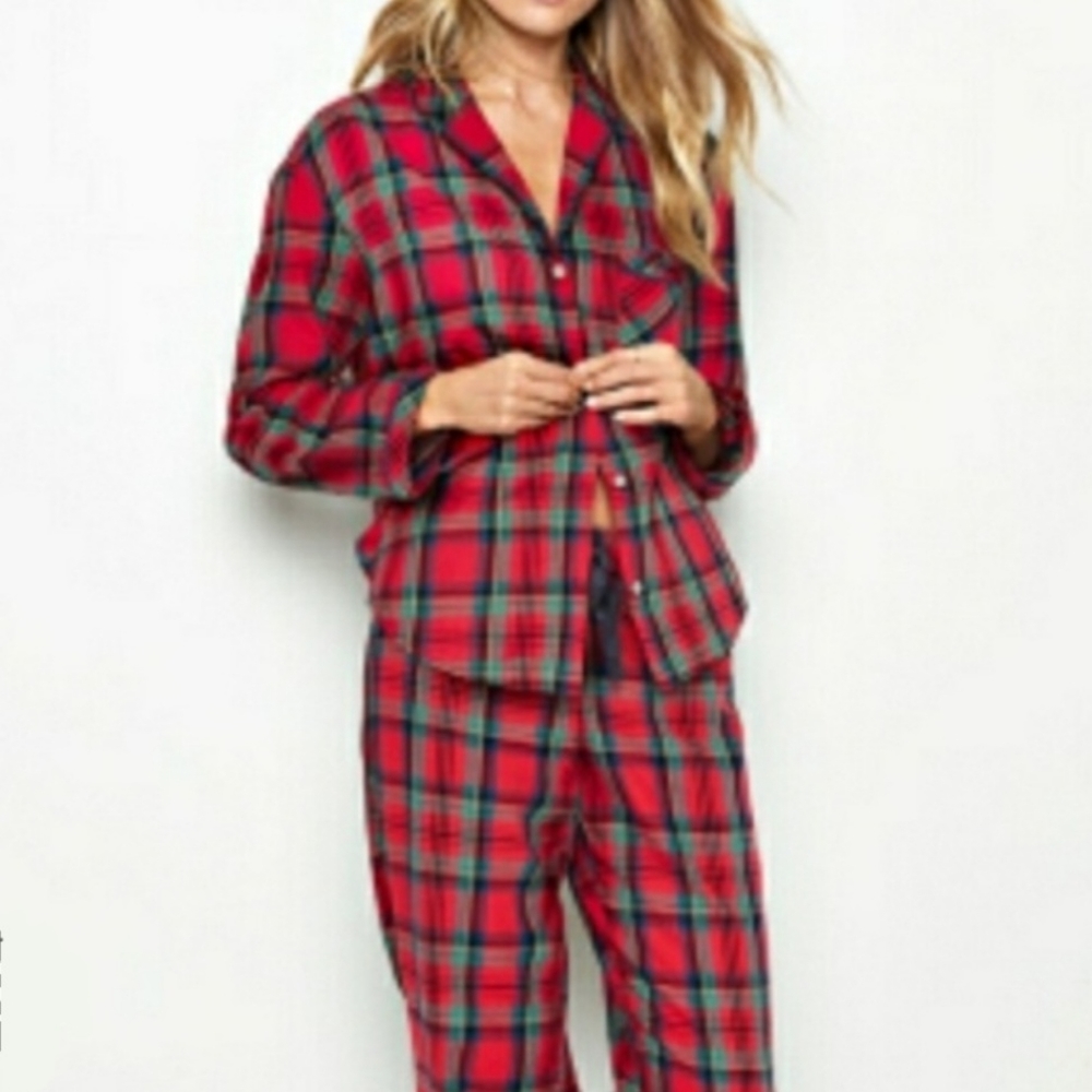 Victoria's Secret Red & Green Christmas Plaid Cozy Button Down Pajama Shirt XS